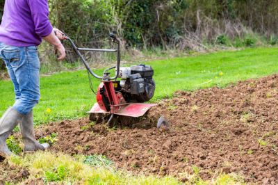 Incorporate Fertilizer into Your Garden Bed!